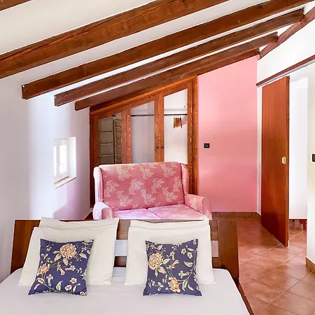 Apartment Delfin Rab