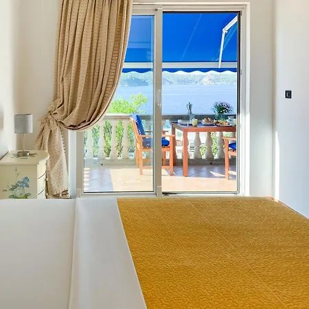 Delfin Rab Apartment *