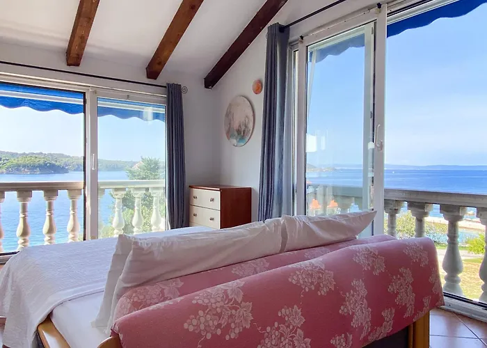 Delfin Rab Apartament *